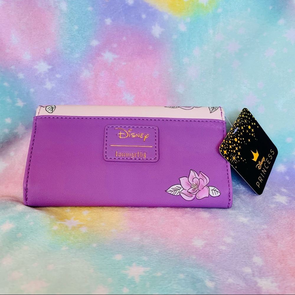 Loungefly Tangled Bundle - Picture 6 of 8